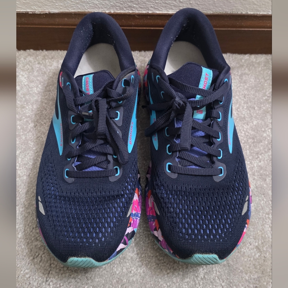 Brooks Women's Navy Running Shoes with Multicolor Floral Midsole - Picture 2 of 9